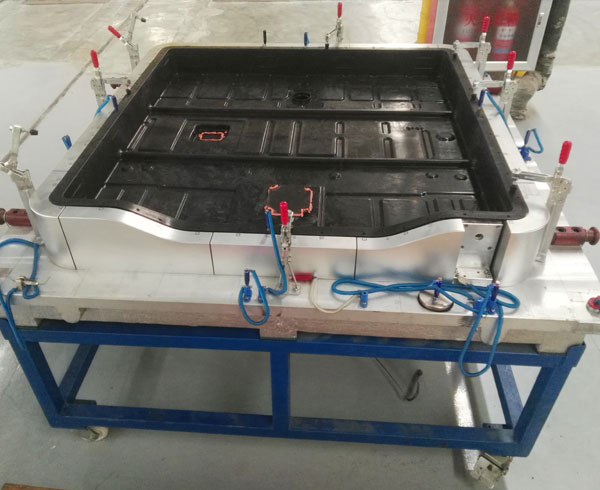 碳纖維復合材料的成型工藝及批量化生產成本分析